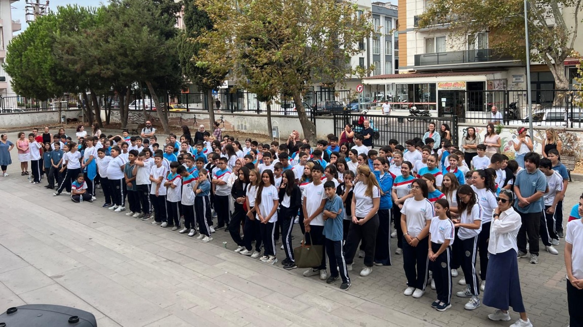 OKULUMUZDA İLKÖĞRETİM HAFTASINI COŞKUYLA KUTLADIK